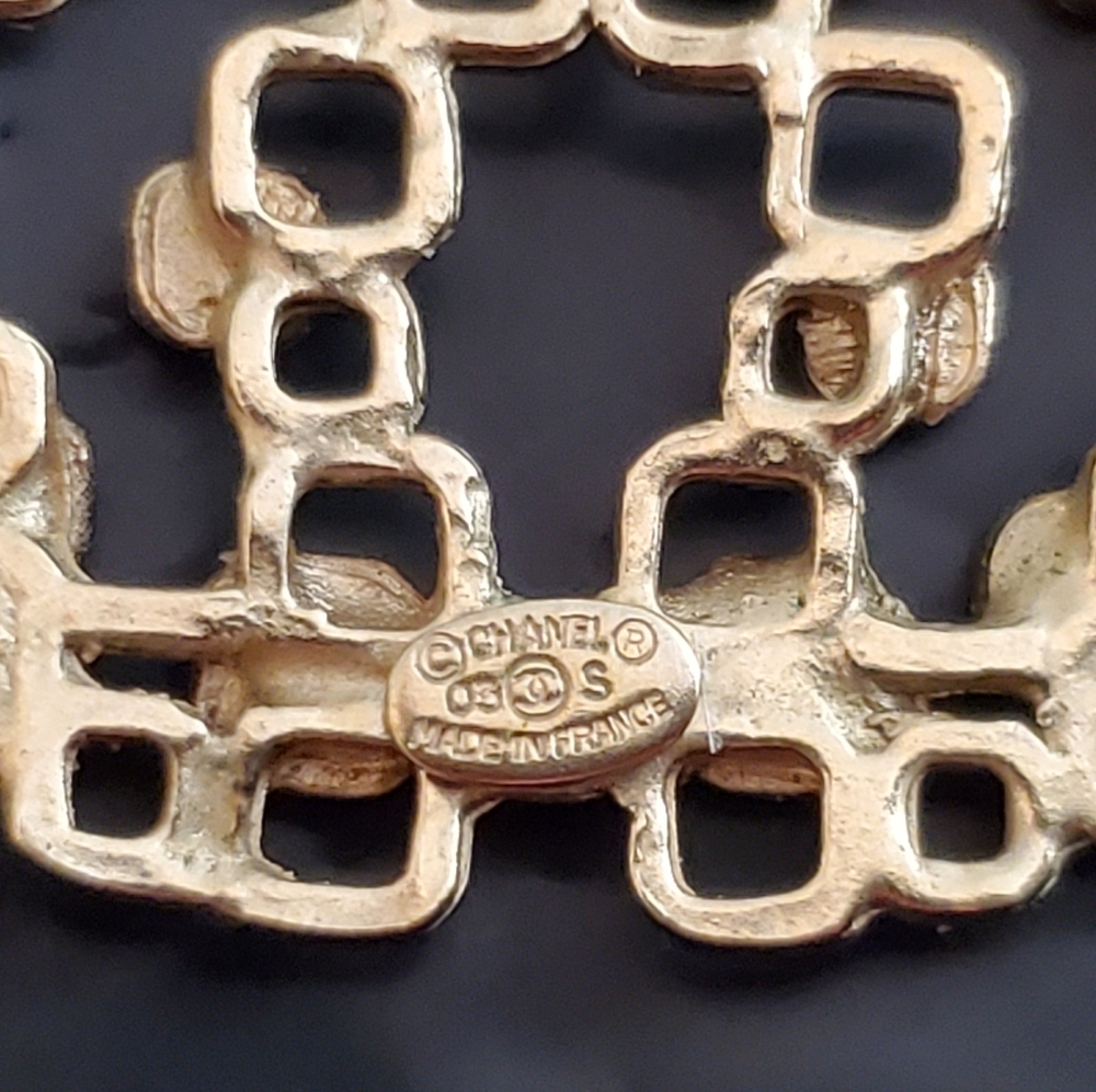 CHANEL Gold and Tan Earrings - Picture 7 of 13